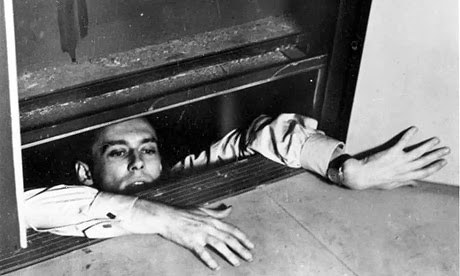 c9a79-lift-to-the-scaffold2